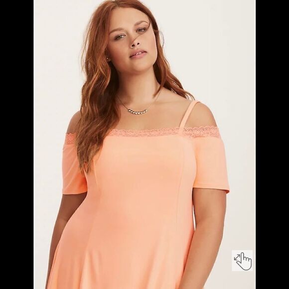 torrid LACE TRIM COLD SHOULDER FLUTED DRESS size 1x - Picture 9 of 9